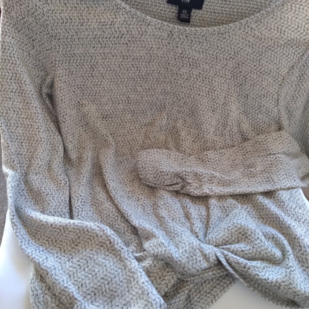 Gray lightweight scoopneck knit